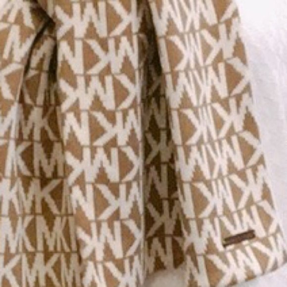 MICHAEL KORS Printed Scarf - Picture 3 of 4